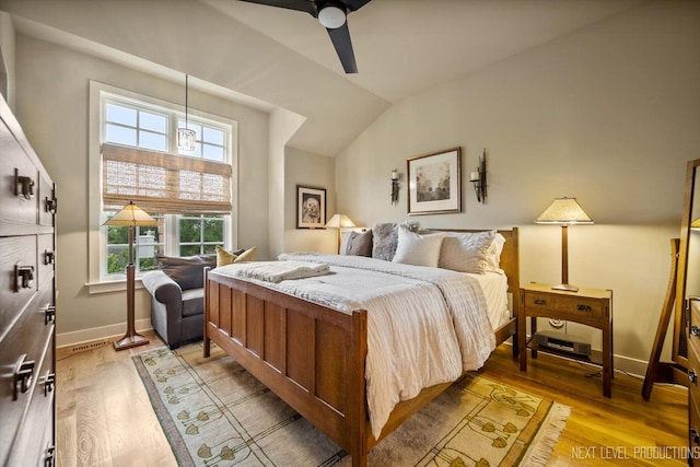 520 Ohio Ave, Saint Charles, IL 60174 - bedroom featuring light wood-style floors, vaulted ceiling, and ceiling fan