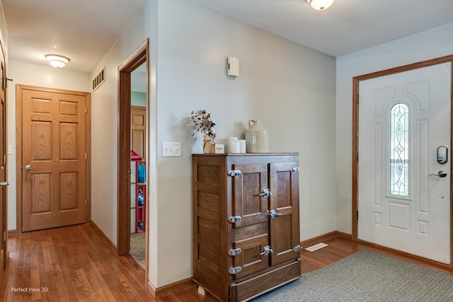 1245 Patriot Way, Bourbonnais, IL 60914 - entryway with wood finished floors and baseboards
