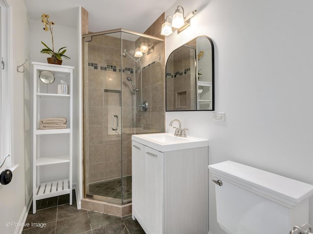 262 Sheffield Ln, Glen Ellyn, IL 60137 - bathroom featuring a shower stall and vanity