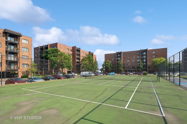 9331 Landings Ln Unit 204, Des Plaines, IL 60016 - view of tennis court