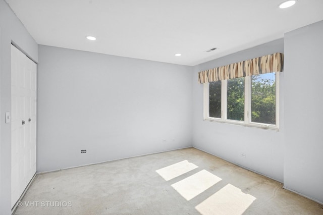 9331 Landings Ln Unit 204, Des Plaines, IL 60016 - unfurnished bedroom featuring carpet flooring and recessed lighting