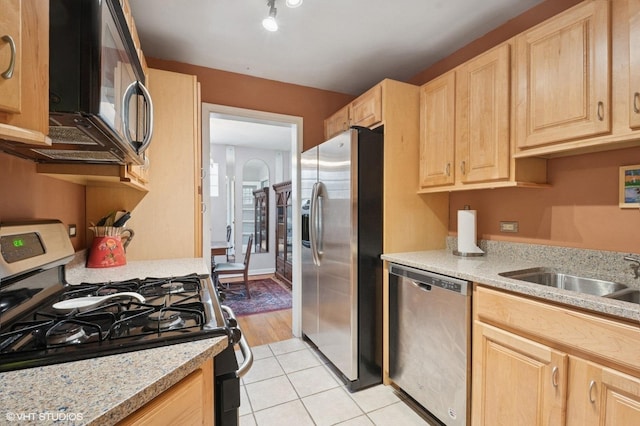 8333 Kedvale Ave, Skokie, IL 60076 - photo 6