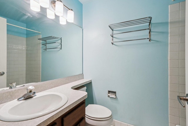 1495 S County Farm Rd Unit 2-4, Wheaton, IL 60189 - bathroom with tiled shower and vanity