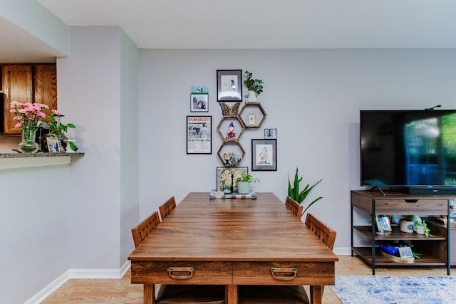 1622 Orchard Ave, Schaumburg, IL 60193 - dining space with light wood-style floors and baseboards