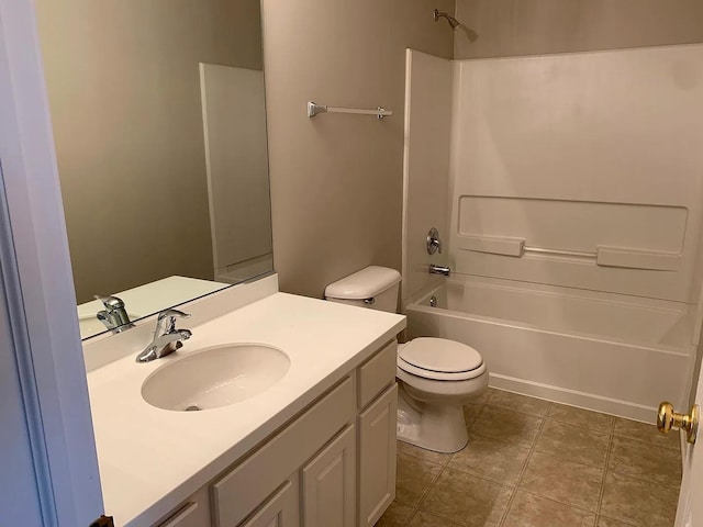 4199 Milford Ln Unit 4199, Aurora, IL 60504 - bathroom with vanity and tub / shower combination