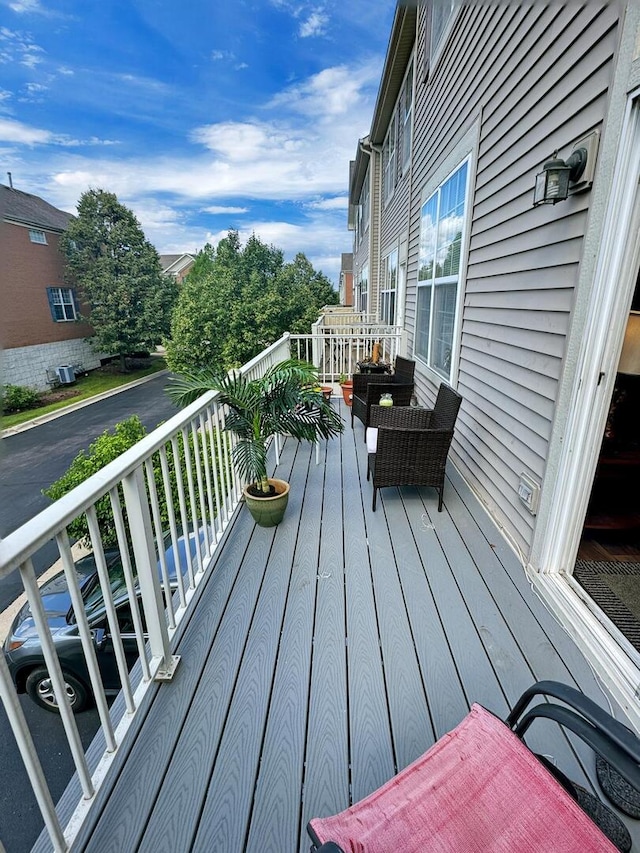 4199 Milford Ln Unit 4199, Aurora, IL 60504 - view of deck