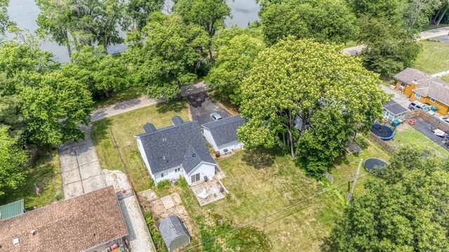 1927 Lakewood Dr, Wilmington, IL 60481 - drone / aerial view