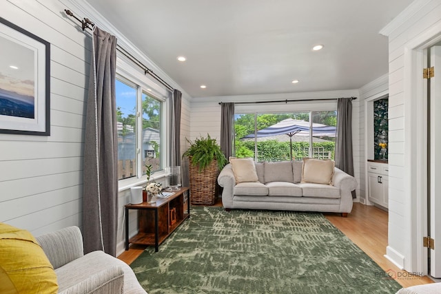 1923 Warren St, Evanston, IL 60202 - sunroom / solarium with healthy amount of natural light