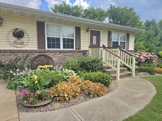 207 Wilson Dr, Watseka, IL 60970 - photo 3
