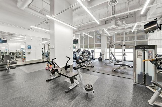 655 W Irving Park Rd Unit 2608, Chicago, IL 60613 - view of exercise room
