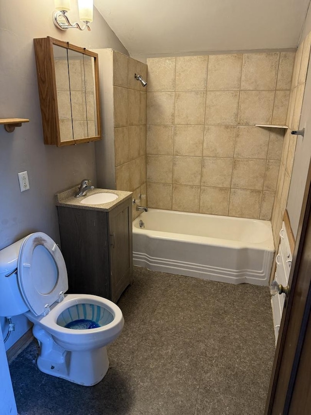2010 Yonge St, Rockford, IL 61103 - full bath featuring bathing tub / shower combination and vanity