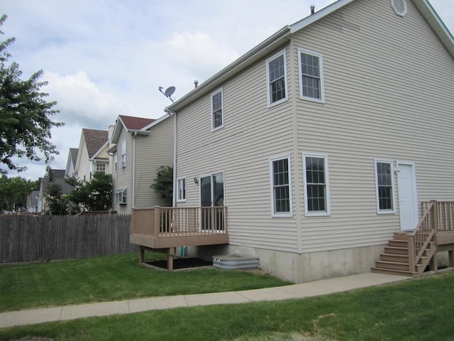 702 W Prospect Ave, Kirkland, IL 60146 - photo 2