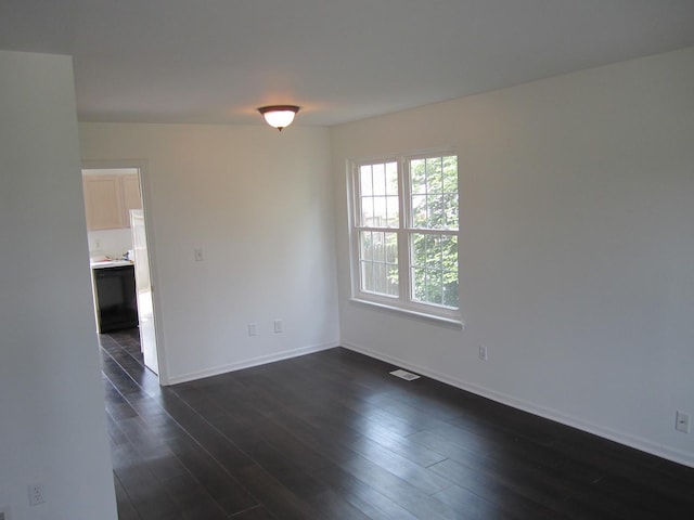 702 W Prospect Ave, Kirkland, IL 60146 - photo 6