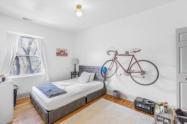 4855 N Springfield Ave Unit 3, Chicago, IL 60625 - bedroom with wood finished floors and baseboards