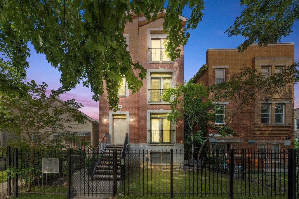 1408 N Artesian Ave Unit 1, Chicago, IL 60622 - photo 1