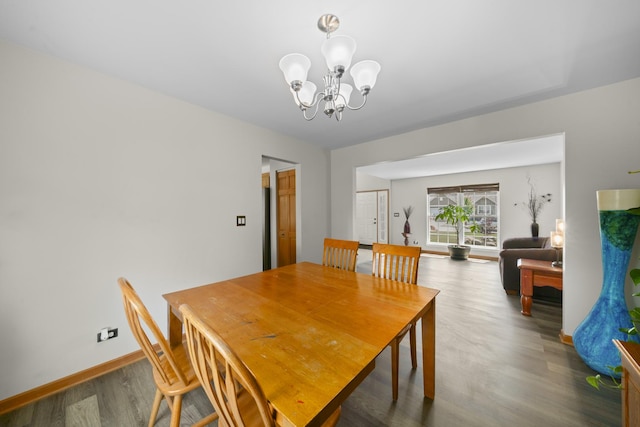 940 Hyte St, Plano, IL 60545 - dining room with a chandelier and wood finished floors