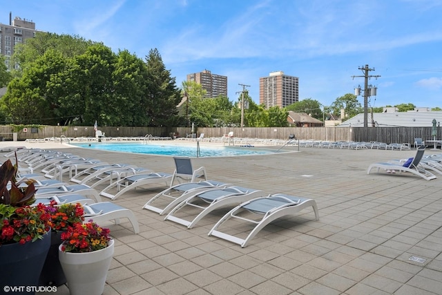 4250 N Marine Dr Unit 925, Chicago, IL 60613 - community pool featuring a patio