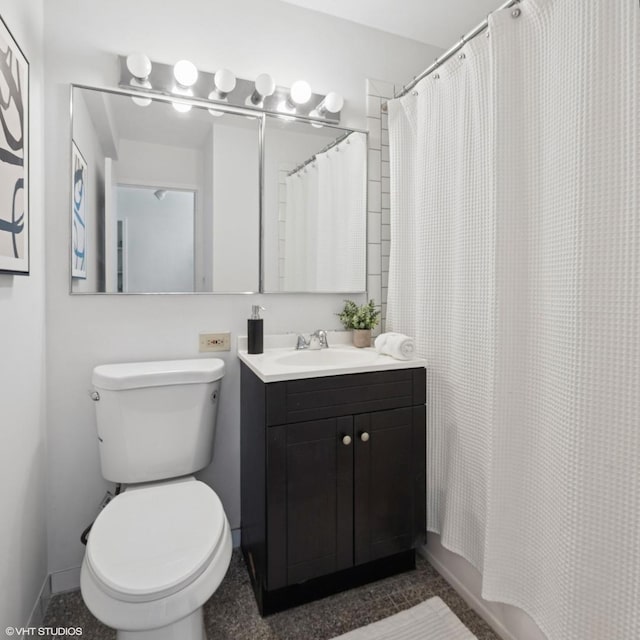 4250 N Marine Dr Unit 925, Chicago, IL 60613 - full bath featuring baseboards and vanity