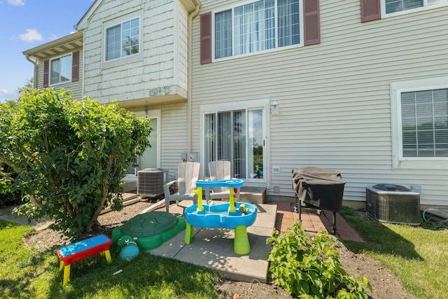 10931 Cape Cod Ln, Huntley, IL 60142 - rear view of property featuring a patio area