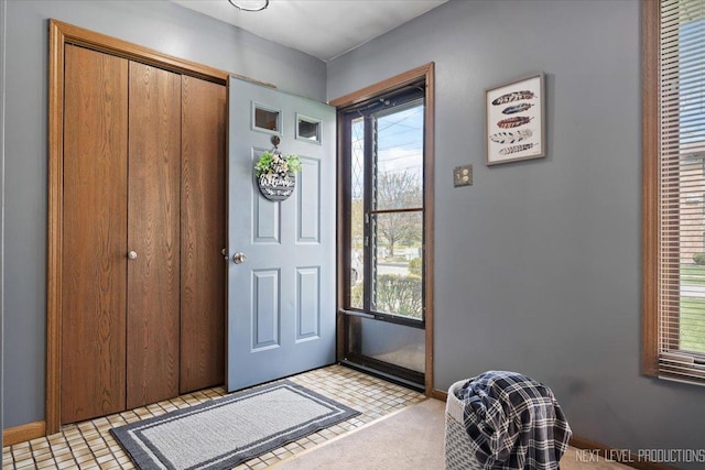 7007 W 110th St, Worth, IL 60482 - entryway with baseboards