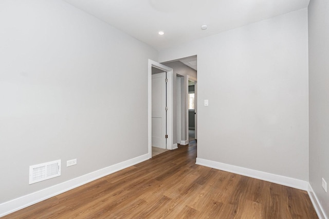 527 N Saint Louis Ave, Chicago, IL 60624 - spare room featuring light wood-style floors and recessed lighting