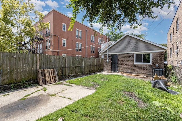 527 N Saint Louis Ave, Chicago, IL 60624 - view of fenced backyard