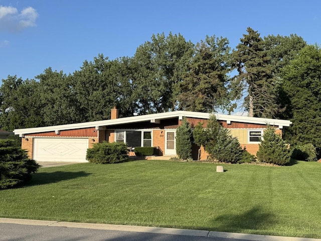 1S513 Chase Ave, Lombard, IL 60148 - single story home featuring a garage, a chimney, and a front lawn