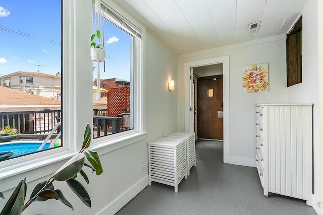 5240 W Eddy St, Chicago, IL 60641 - hall featuring baseboards