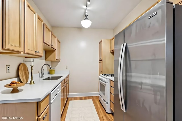 827 Forest Ave Unit 2E, Evanston, IL 60202 - photo 5