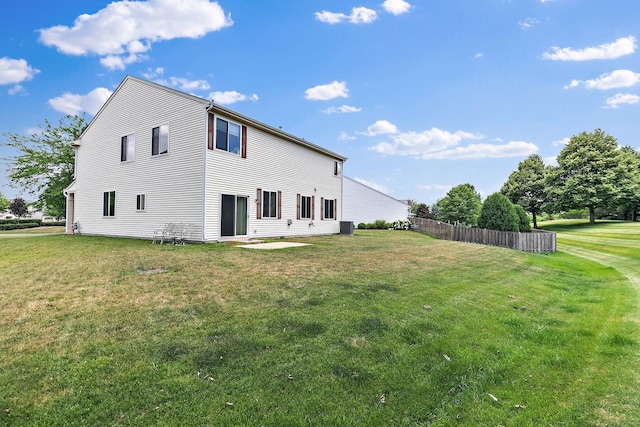 691 Glen Cove Ln, Pingree Grove, IL 60140 - rear view of house