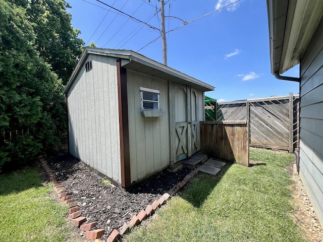 1713 Glenn Park Dr, Champaign, IL 61821 - view of shed