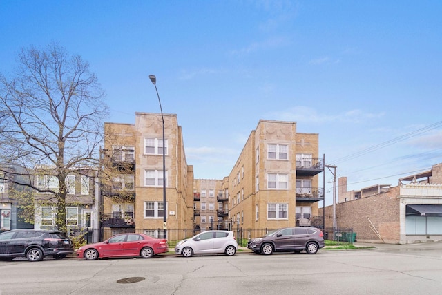 2414 W Bryn Mawr Ave Unit 1W, Chicago, IL 60659 - view of building exterior