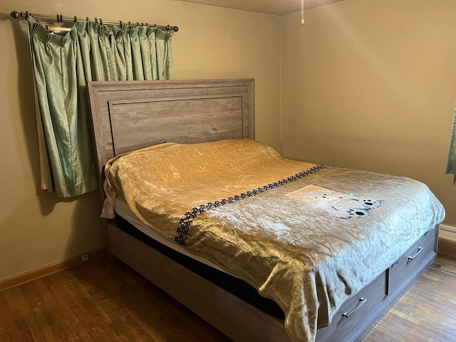 1265 Hillcrest Ln, Freeport, IL 61032 - bedroom with hardwood / wood-style flooring and baseboards