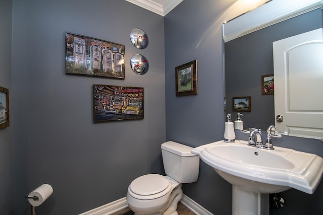 24450 Shawnee Ln, Manhattan, IL 60442 - half bath featuring toilet and ornamental molding