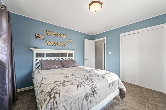 6411 W 88th St, Oak Lawn, IL 60453 - carpeted bedroom featuring a closet