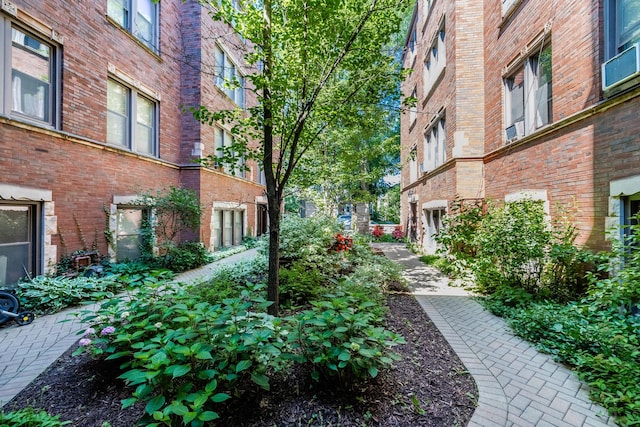 6751 N Artesian Ave Unit 2C, Chicago, IL 60645 - view of home's community