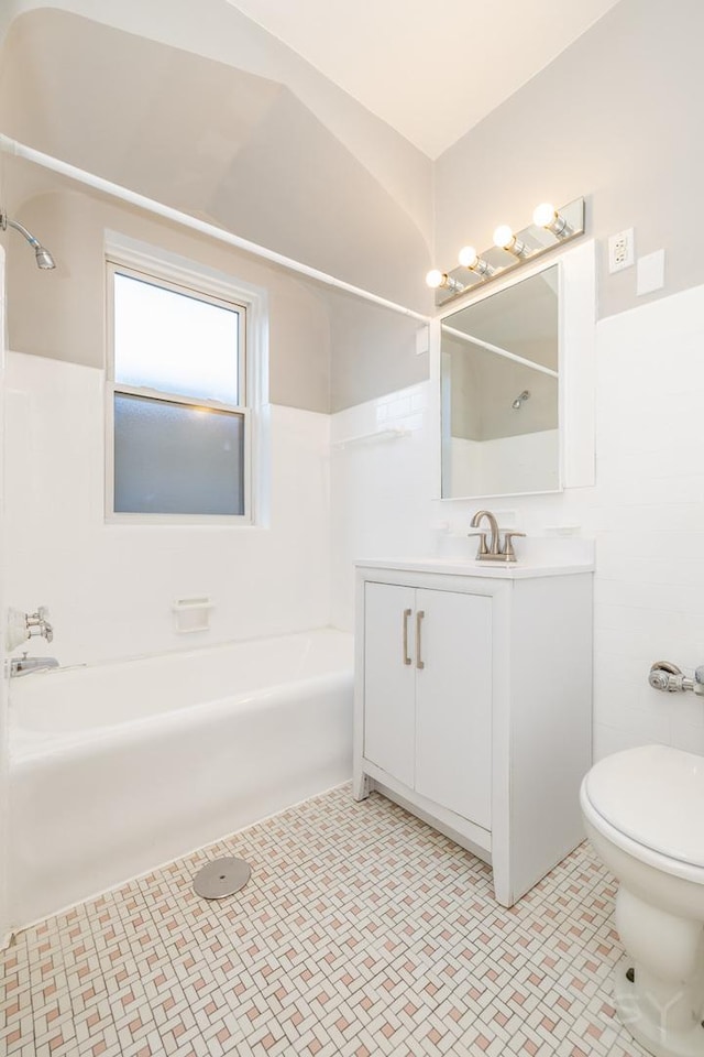 6751 N Artesian Ave Unit 2C, Chicago, IL 60645 - bathroom with shower / bath combination and vanity