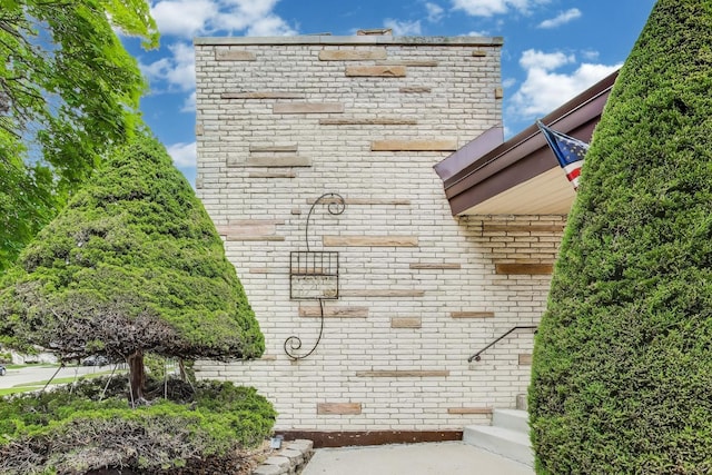 5215 S Meade Ave, Chicago, IL 60638 - exterior view of brick siding