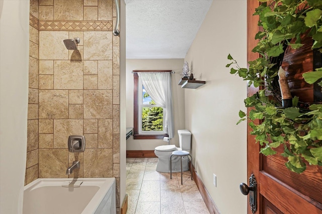 887 N 1100e Rd, Melvin, IL 60952 - bathroom with toilet and a textured ceiling