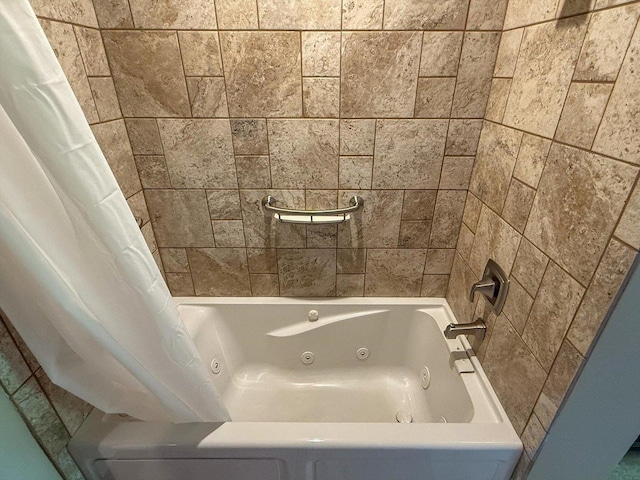 887 N 1100e Rd, Melvin, IL 60952 - full bath with a combined bath / shower with jetted tub