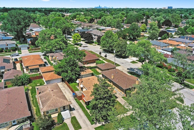 5504 Oakdale Dr, Oak Lawn, IL 60453 - aerial view of property and surrounding area with nearby suburban area
