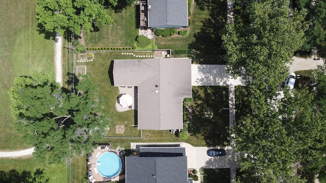 2S624 Gray Ave, Lombard, IL 60148 - aerial view of property's location with a pool