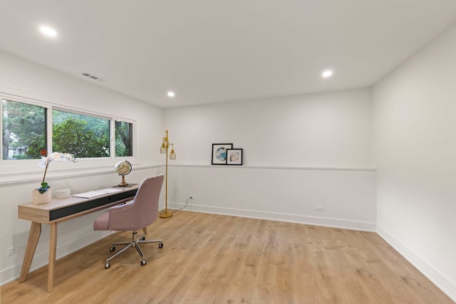 787 Bluejay Cir, Elk Grove Village, IL 60007 - office with light wood finished floors and recessed lighting
