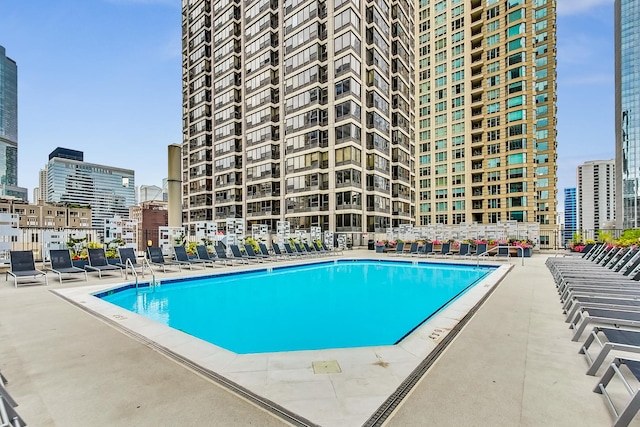 30 E Huron St Unit 2602, Chicago, IL 60611 - community pool with a patio area and a view of city