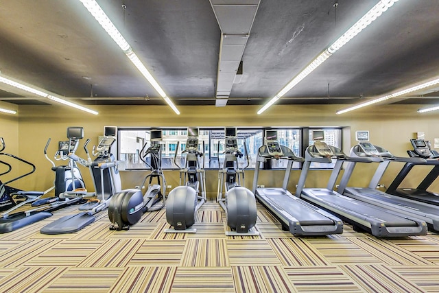 30 E Huron St Unit 2602, Chicago, IL 60611 - gym with carpet floors