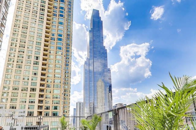 30 E Huron St Unit 2602, Chicago, IL 60611 - view of city