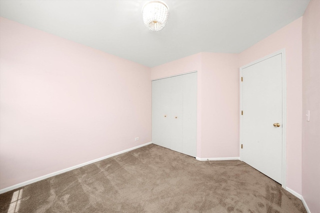1097 Dovercliff Way, Crystal Lake, IL 60014 - unfurnished bedroom featuring carpet floors and a closet