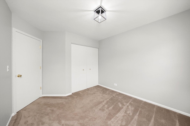 1097 Dovercliff Way, Crystal Lake, IL 60014 - unfurnished bedroom with carpet floors and a closet