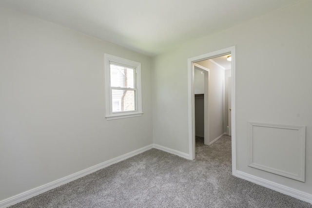 542 Whitney Ave, Winthrop Harbor, IL 60096 - unfurnished room featuring carpet floors and baseboards