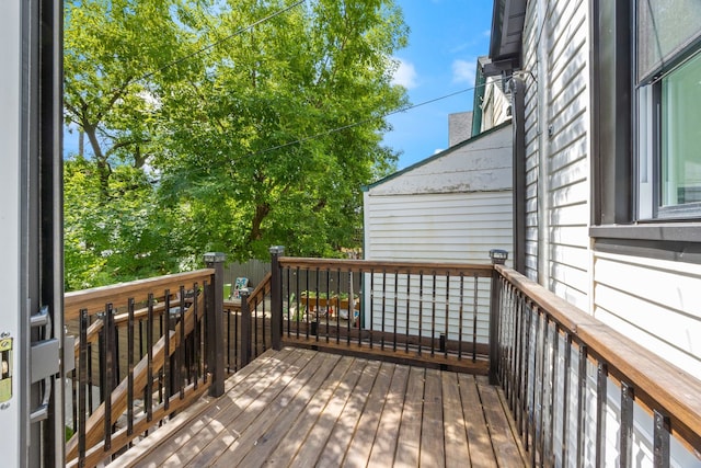4143 N Drake Ave, Chicago, IL 60618 - view of wooden terrace